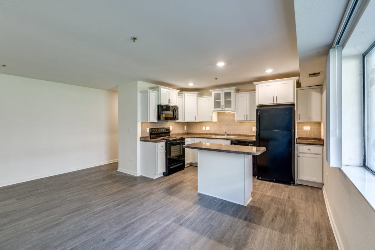 Photos and Video of Glenwood Apartments in East Lansing, MI